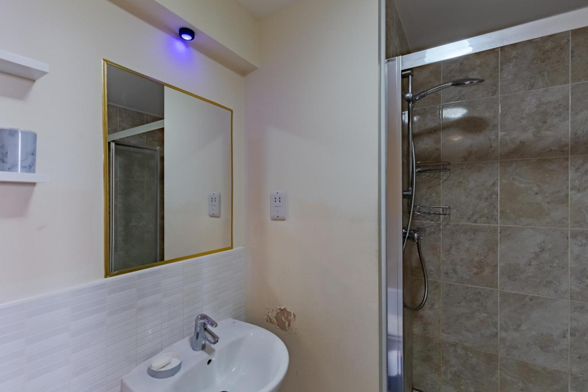 Casa Maroon I Comfy I Quiet I Home Away From Home Бирмингам Екстериор снимка